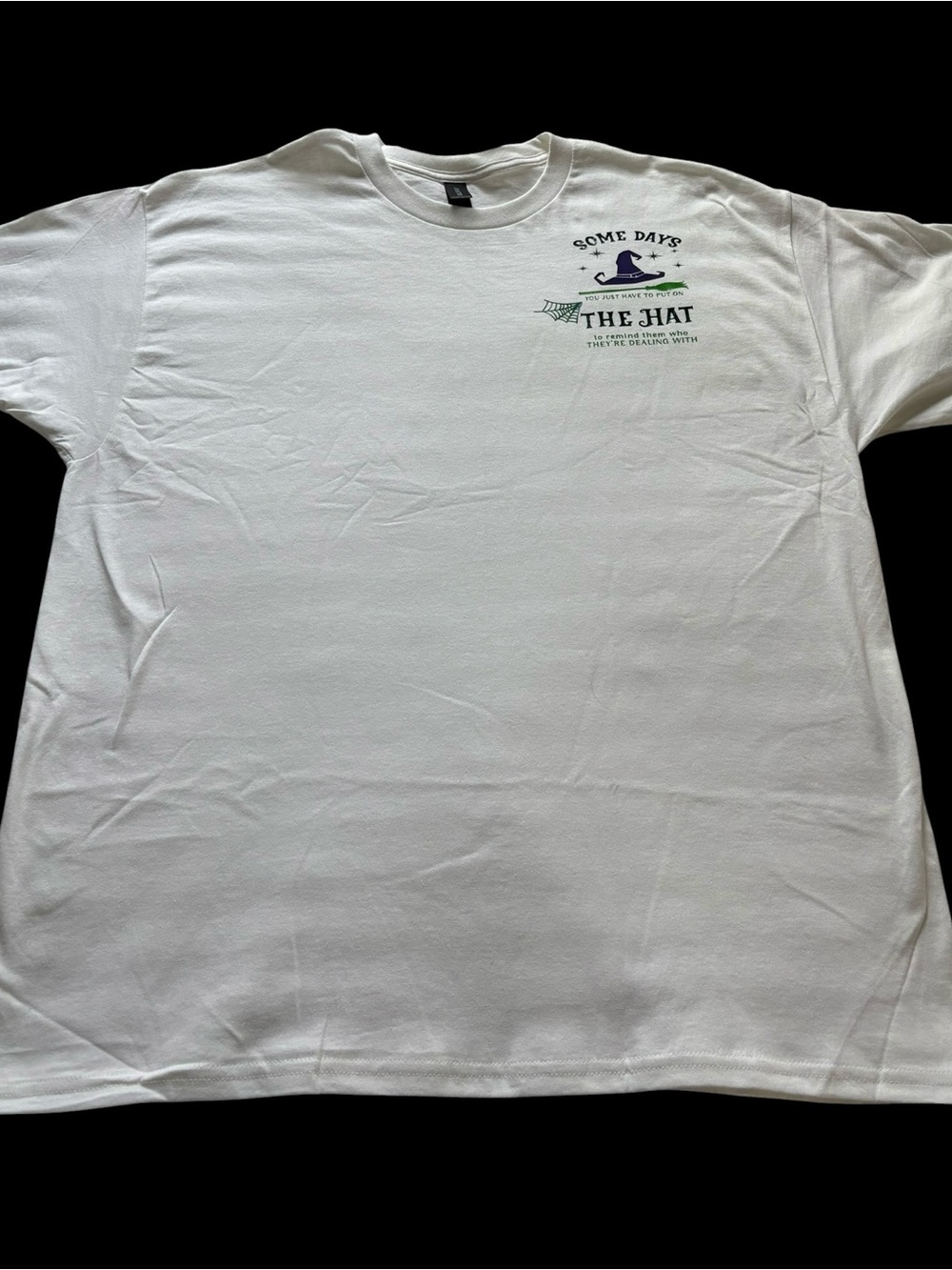 Handmade Halloween Witch Hat Graphic Tee White Gildan XL Funny Spooky Shirt - Picture 3 of 6